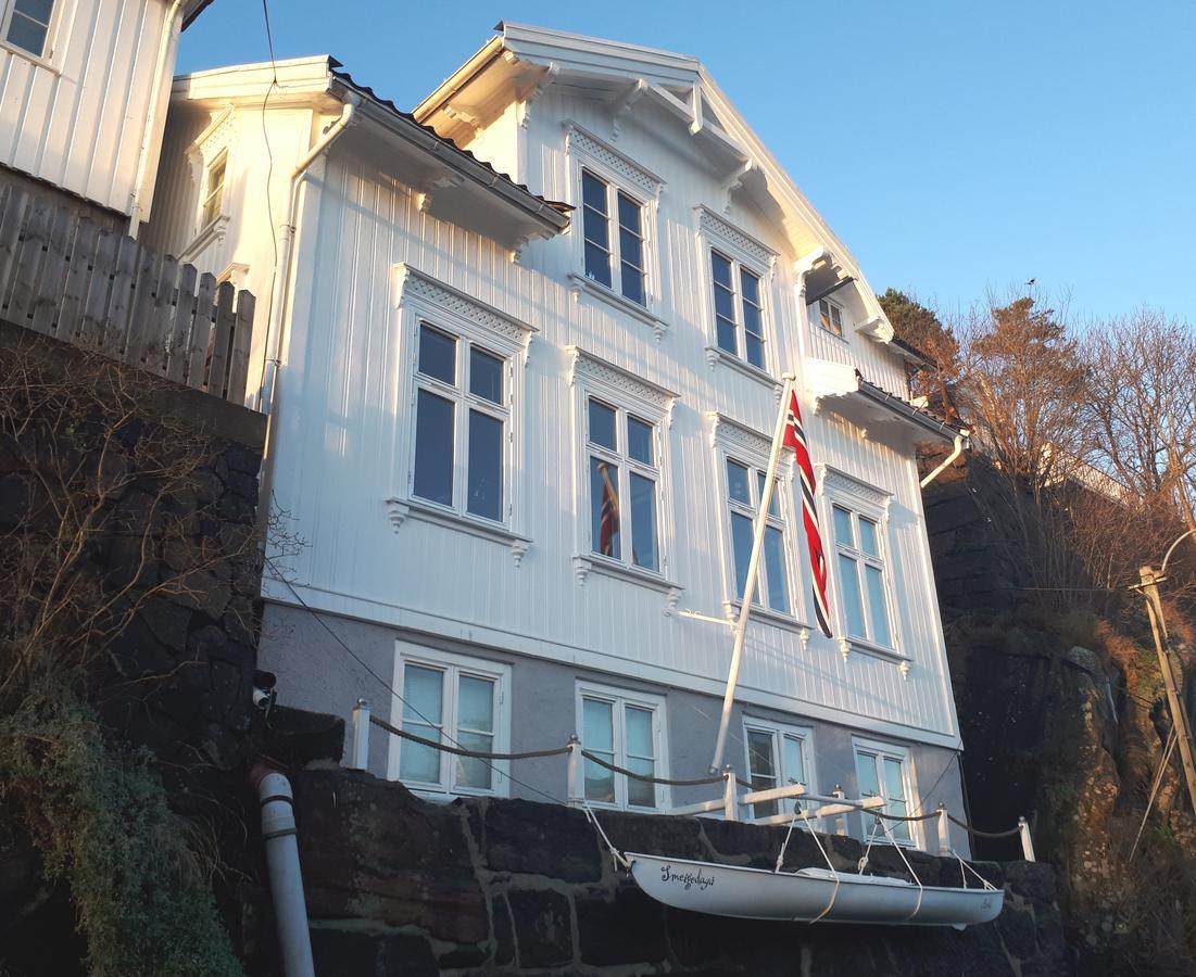 Charm Inn Arendal Exterior foto