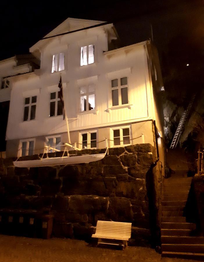 Charm Inn Arendal Exterior foto